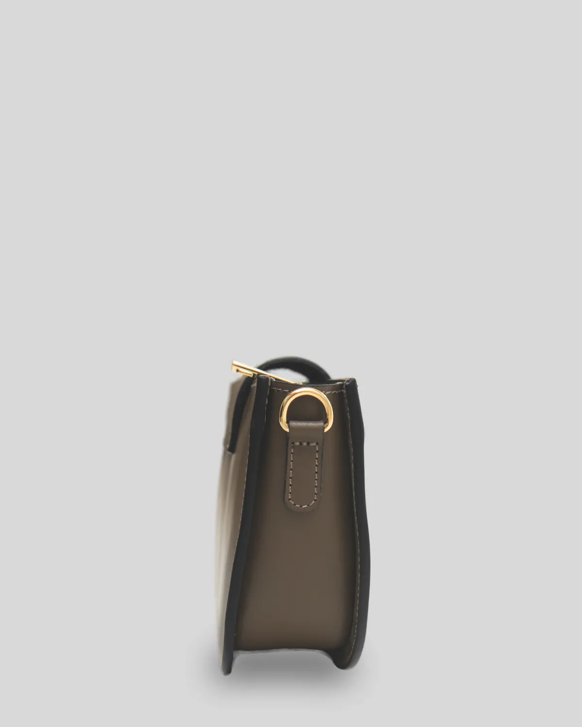 AMELIE – Crossbody-taske i glat læder med gyldne detaljer | Mørk taupe