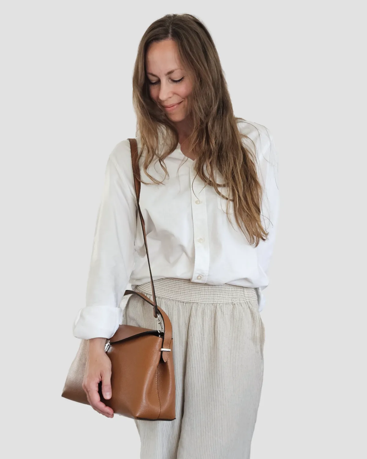 VICTORIA – Læder skuldertaske | Cognac